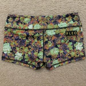 EUC Fleo Shorts - Dark Succulents (Size Medium)